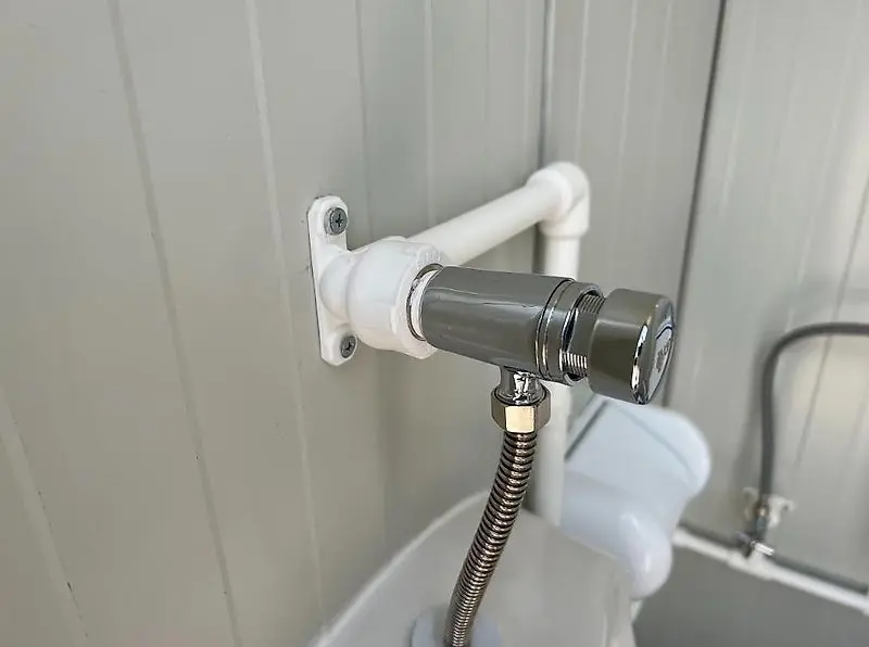 sanitary container, 6 x (toilet + sink) 240×600 sanitary container, 6 x (toilet + sink) 240×600